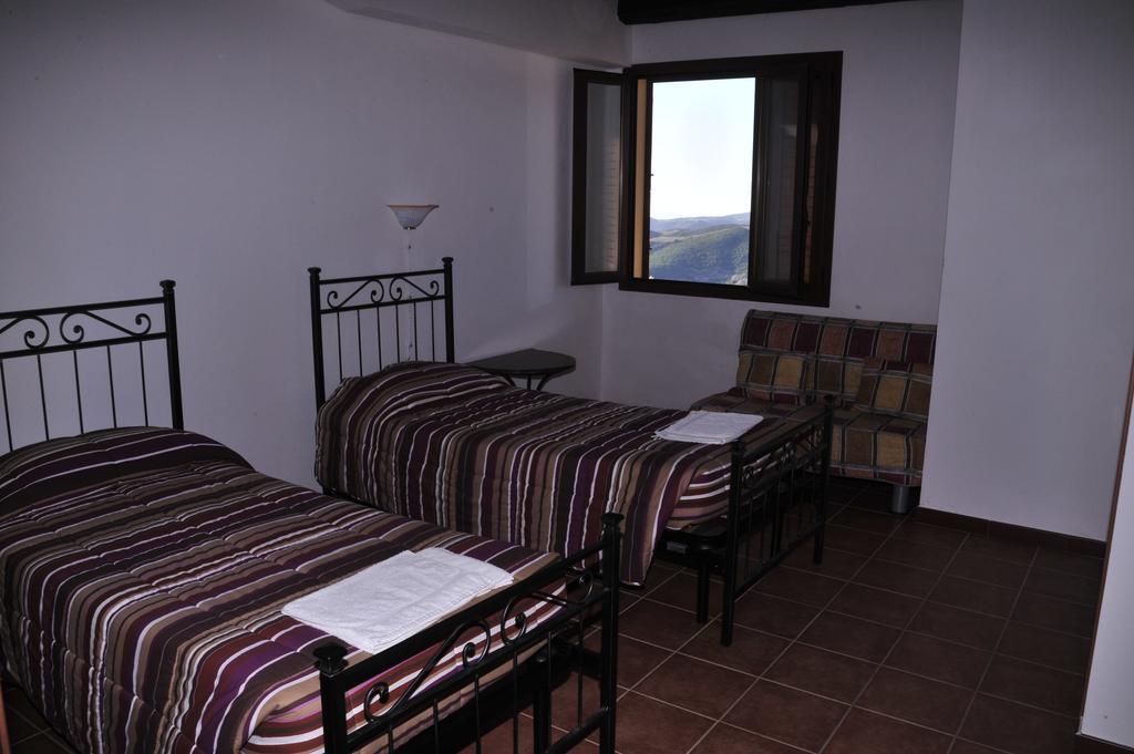 阿勃丝Agriturismo Rocca Su Moru别墅 外观 照片