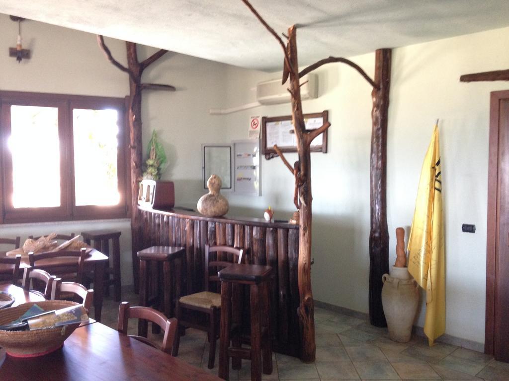阿勃丝Agriturismo Rocca Su Moru别墅 外观 照片