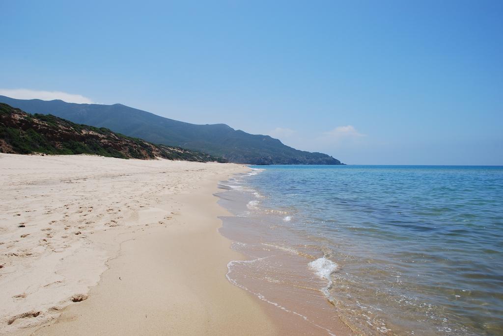 阿勃丝Agriturismo Rocca Su Moru别墅 外观 照片